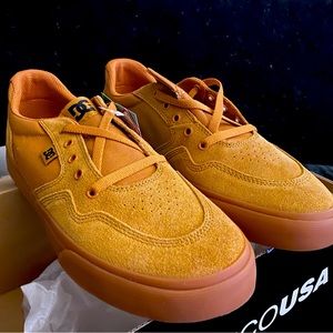 DC skateboard shoes For sale